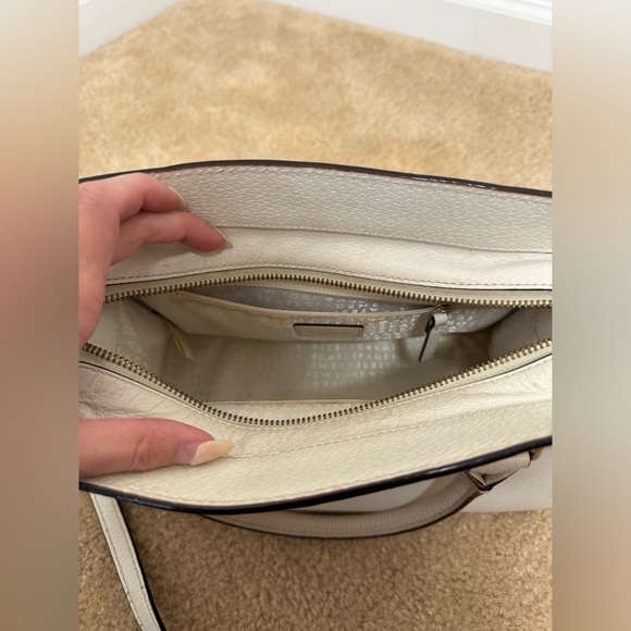 Kate Spade Caley Grove Street purse - Picture 2 of 3